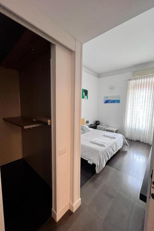 B&B Azuni Home Ρώμη Εξωτερικό φωτογραφία